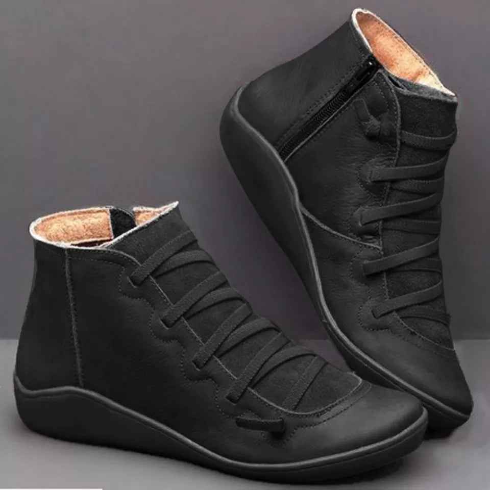 Black / 11