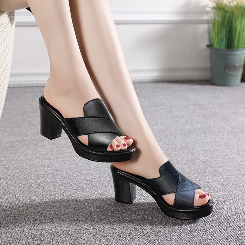 Black / 9