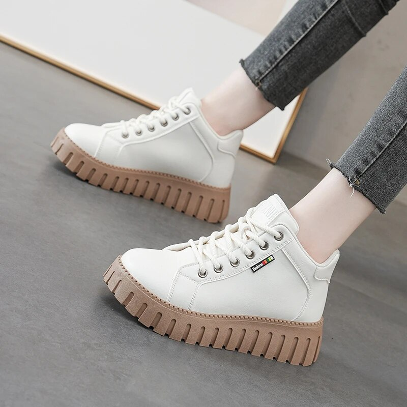 White / 9