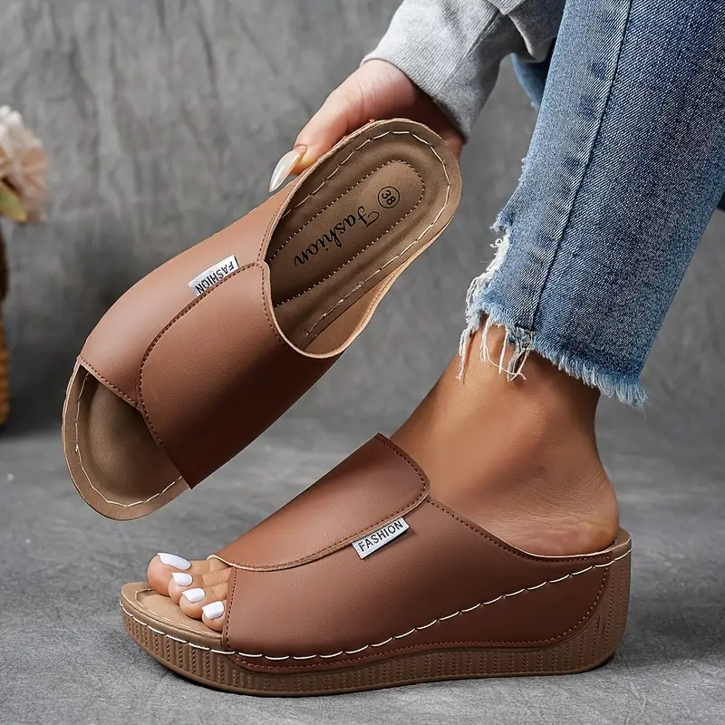 Brown / 12
