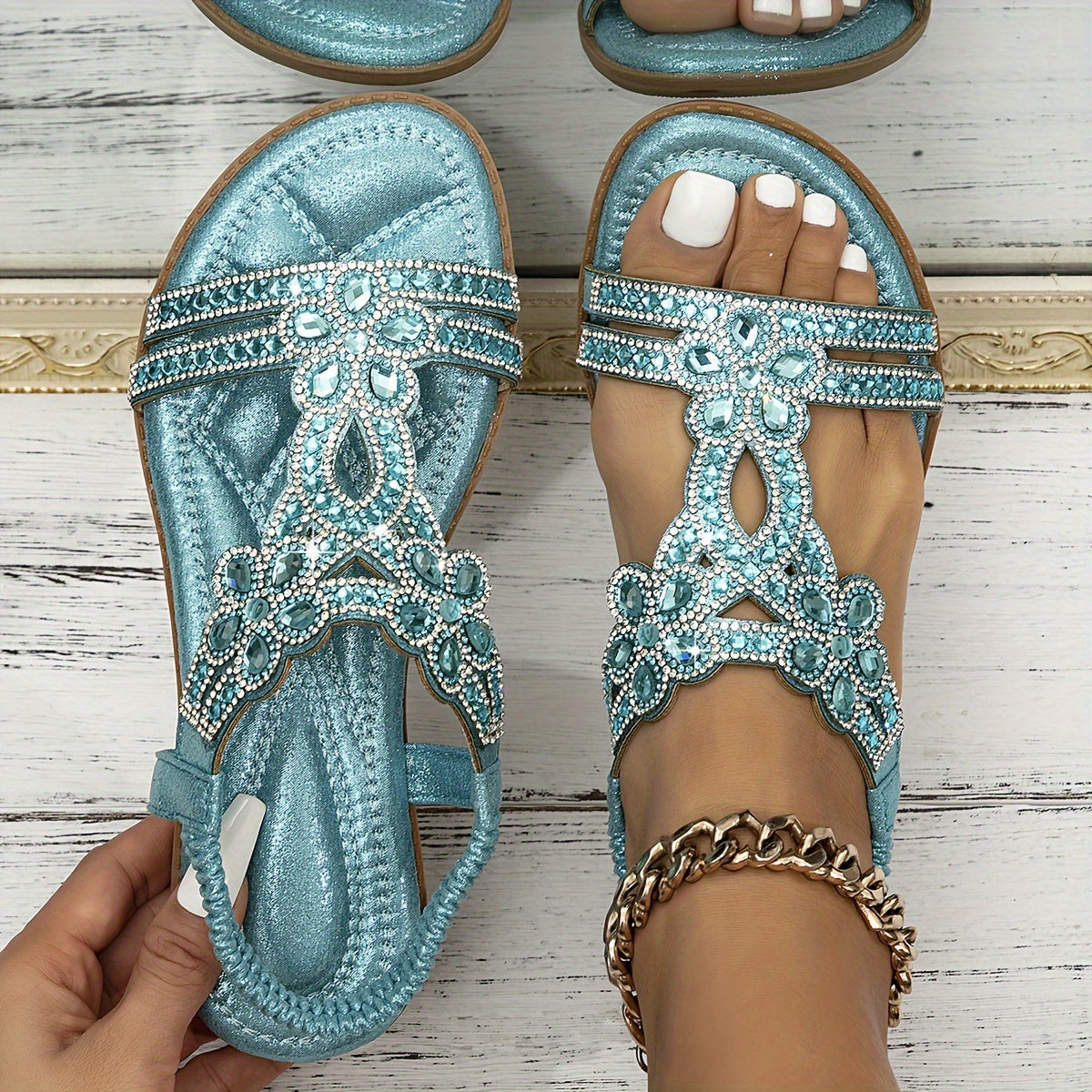 Sky blue / 10