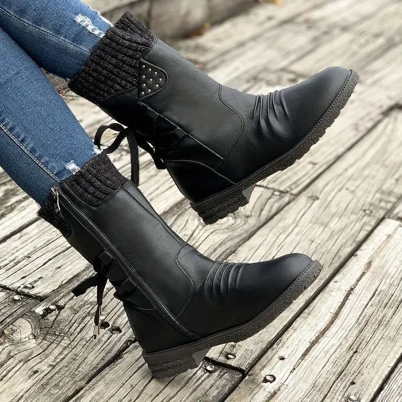 Black / 11