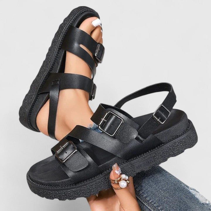 Black / 11
