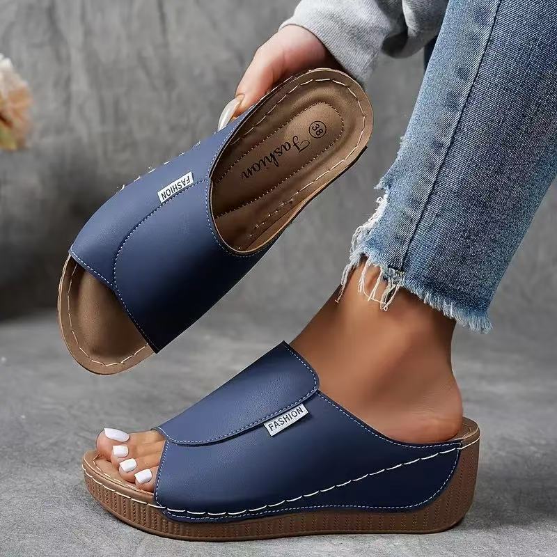 Blue / 12