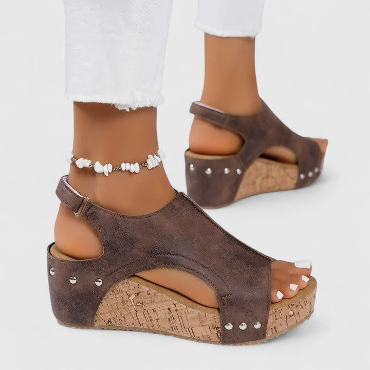 Brown / 11 US | 42 EU