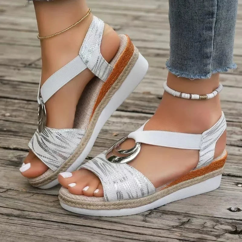 White / 12