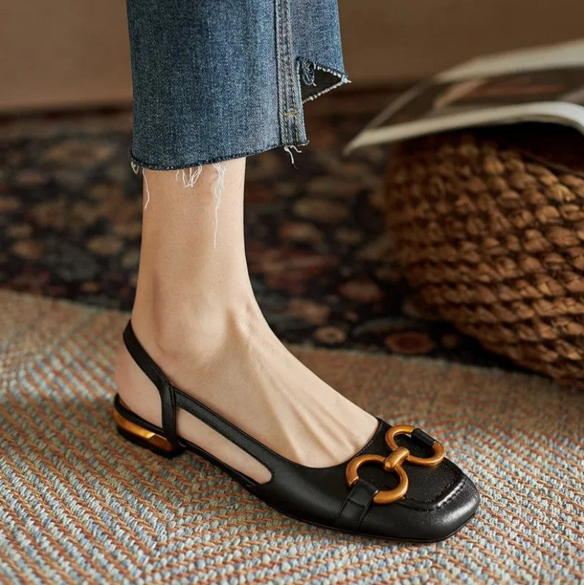 Black / 9