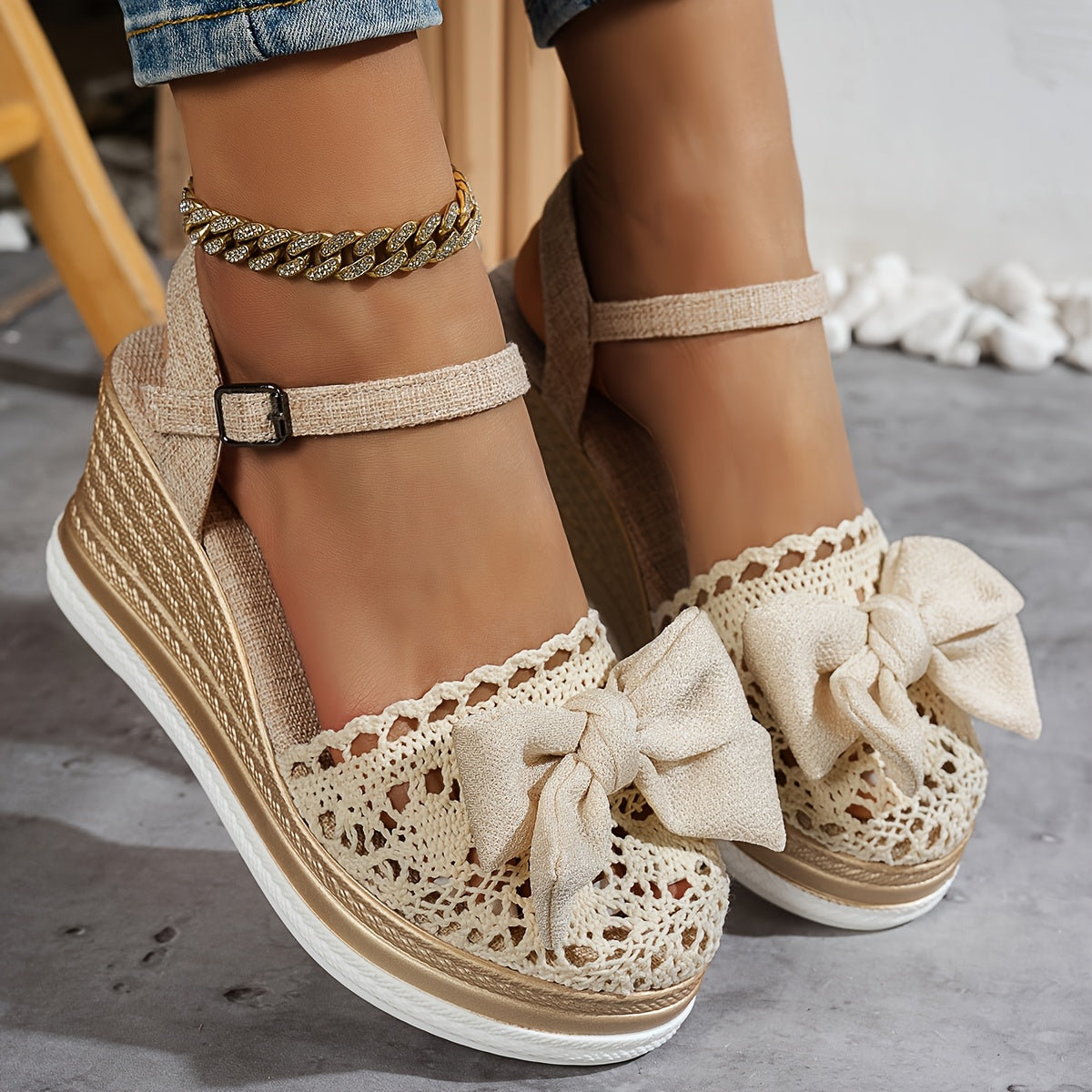 Beige / 10.5