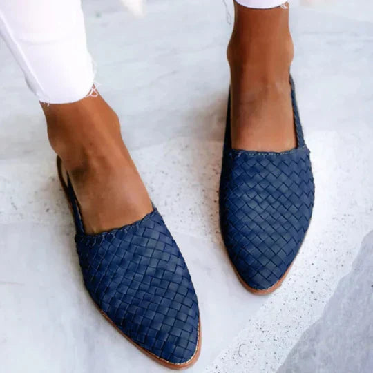 Blue / 11